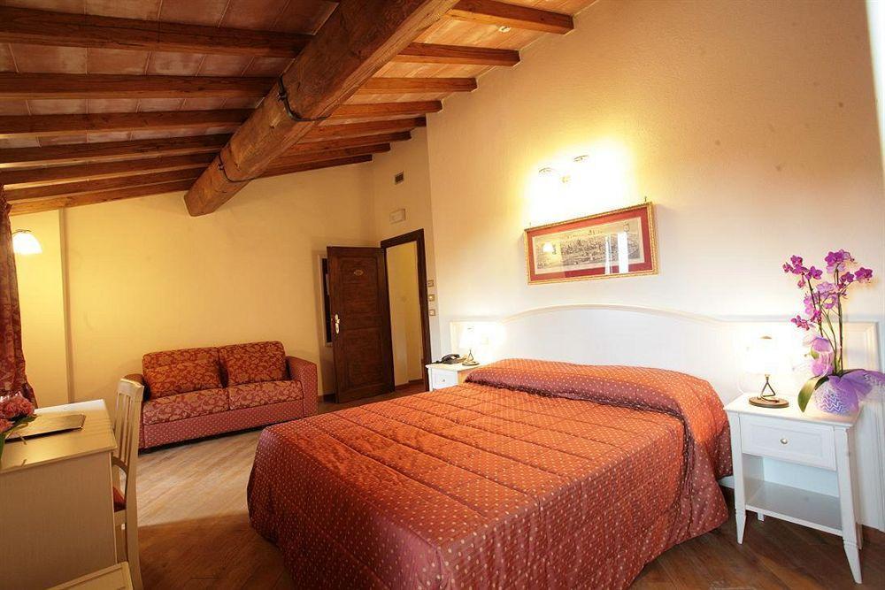 Hotel Villa San Michele Carmignano Kültér fotó