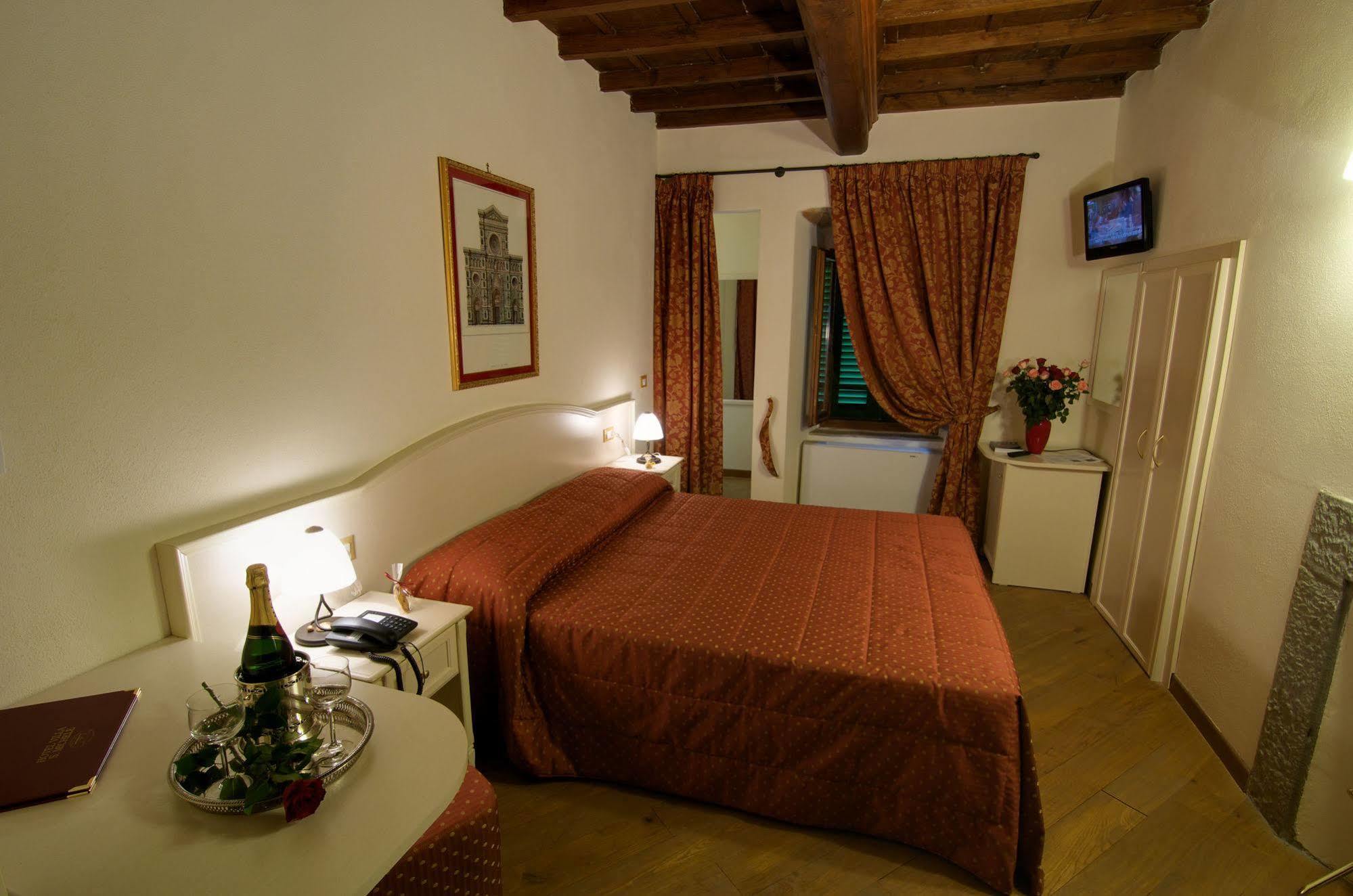 Hotel Villa San Michele Carmignano Kültér fotó